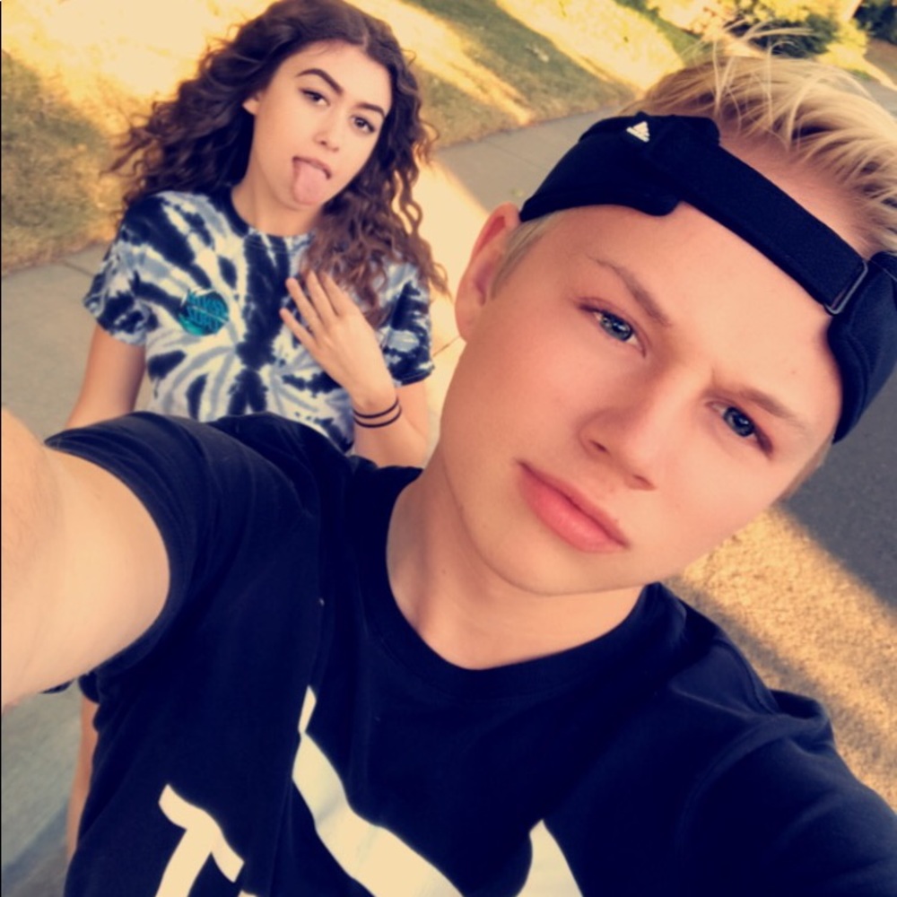 Meet your Posher, Ethan